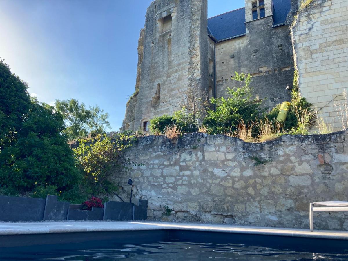 Logis Auberge De Crissay Exterior photo