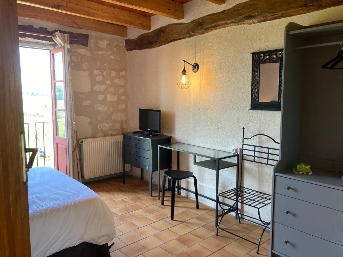Logis Auberge De Crissay Exterior photo